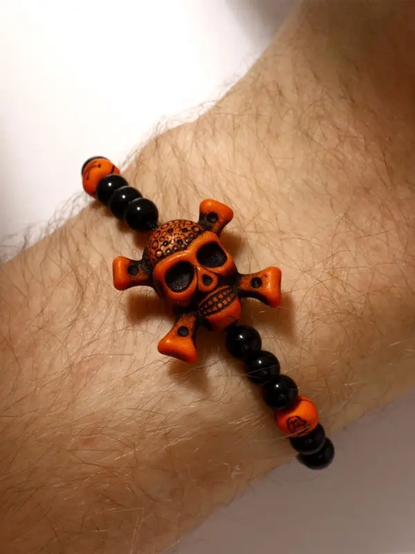 Браслет из бусин &laquo;Череп с костями&raquo;, d=6 см, чёрный, коричневый