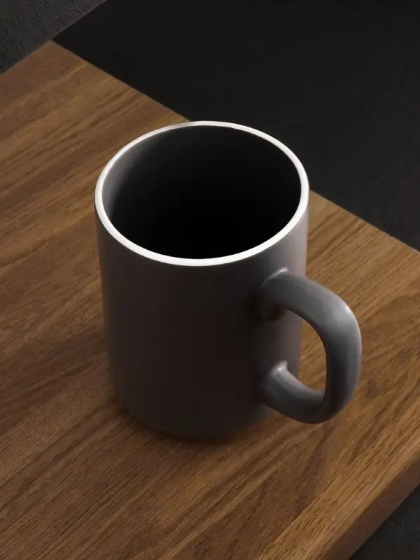 Кружка Mugful, темно-серая (графитовая) Кружка Mugful, темно-серая (графитовая)