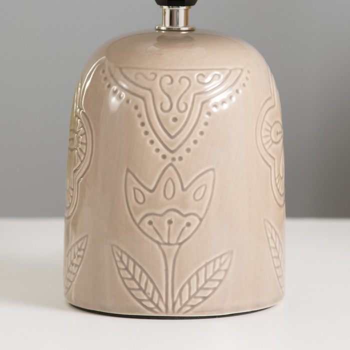 Настольная лампа Настольная лампа "Монако" Е14 40Вт бежевый 16х16х29 см RISALUX