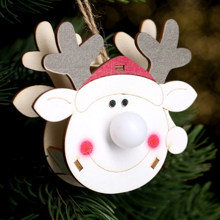 Световой декор с подвеской «Новый год» 9 см, МИКС Световой декор с подвеской «Новый год» 9 см, МИКС