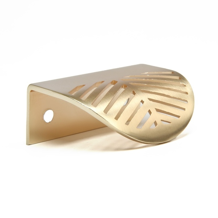 Ручка CAPPIO, м/о 32 мм, с узором, цвет матовое золото Ручка CAPPIO, м/о 32 мм, с узором, цвет матовое золото