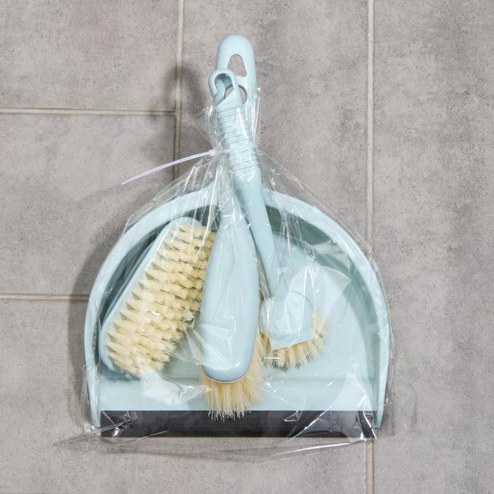 Щётки для уборки Доляна, 4 предмета: совок, 3 щётки, 30×21×12 см, цвет МИКС Щётки для уборки Доляна, 4 предмета: совок, 3 щётки, 30×21×12 см, цвет МИКС