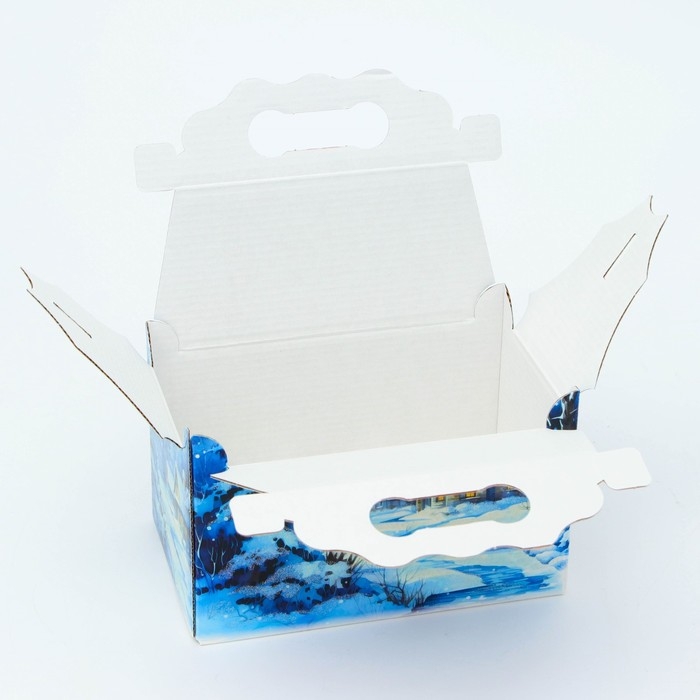 Новый год. Подарочная коробка Новогодняя Ларец простой "Мечта" с анимацией 20 х 12 х 17 см.