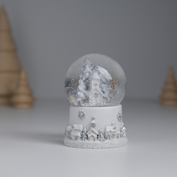 Сувенир полистоун водяной шар свет Сувенир полистоун водяной шар свет "Белоснежный ангел-музыкант" МИКС 4,5х4,5х6,5 см