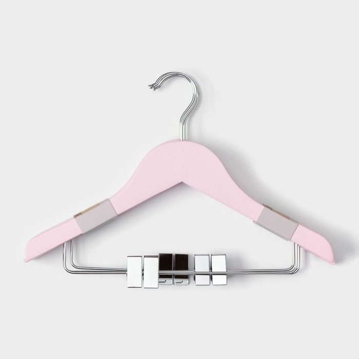 Вешалки плечики детские,с зажимом для брюк и юбок,дерево клен,цвет роз 31,5х1х22 см,3 шт Вешалки плечики детские,с зажимом для брюк и юбок,дерево клен,цвет роз 31,5х1х22 см,3 шт