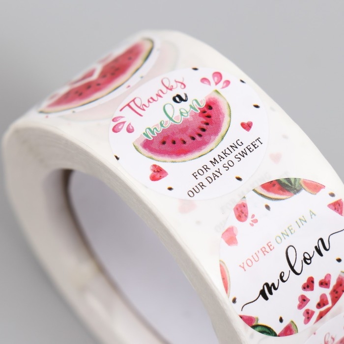 Наклейка бумага Наклейка бумага "Арбузная романтика" d=2,5 см 500 шт в рулоне 3х6,5х6,5 см