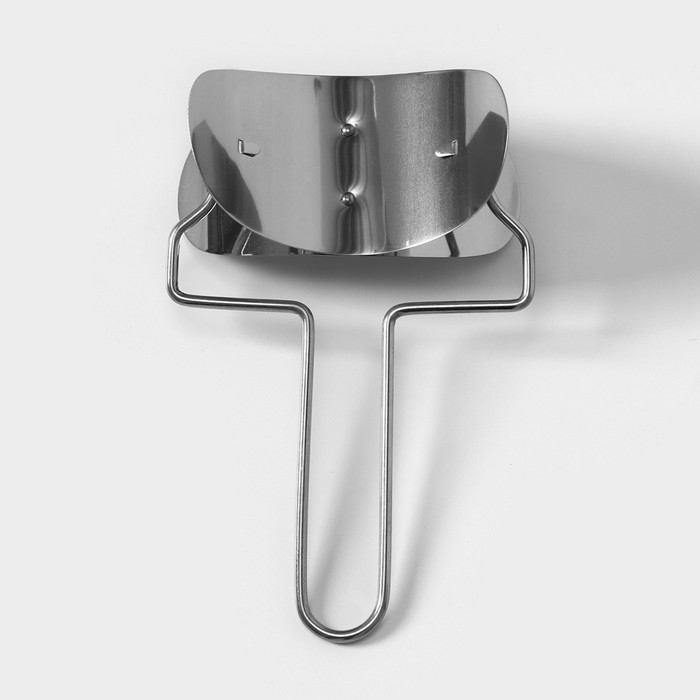 Ролик для вырезания кругов из теста Доляна, d=10,5, цвет серебристый Ролик для вырезания кругов из теста Доляна, d=10,5, цвет серебристый