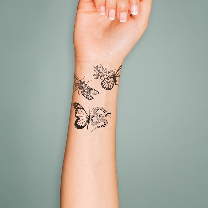 Татуировка на тело чёрная Татуировка на тело чёрная "Бабочки" набор 5 шт 6х6 см