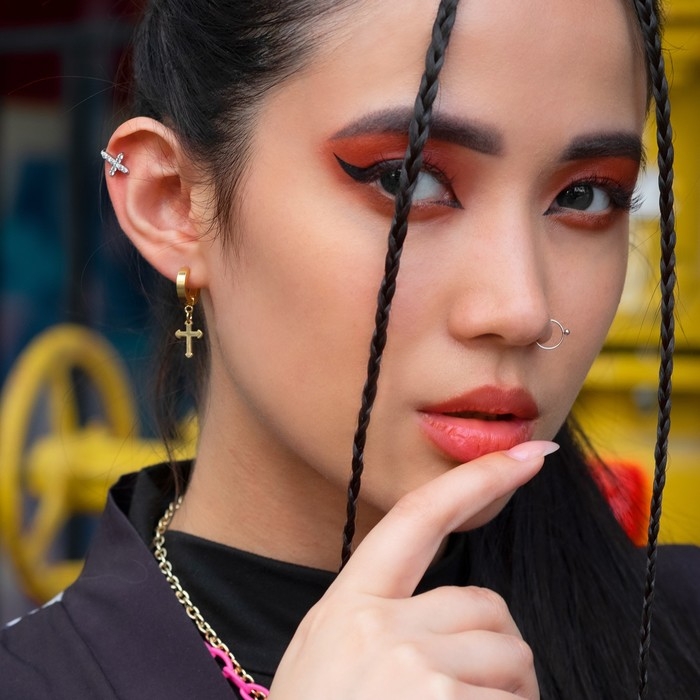 Серьги-кольца «Крестики» мини, d=1,3 см, цвет золото Серьги-кольца «Крестики» мини, d=1,3 см, цвет золото