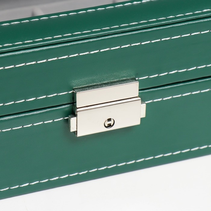 Шкатулка кожзам под часы 6 отделений  Шкатулка кожзам под часы 6 отделений "Зелёная с белой строчкой" 8х30х11 см