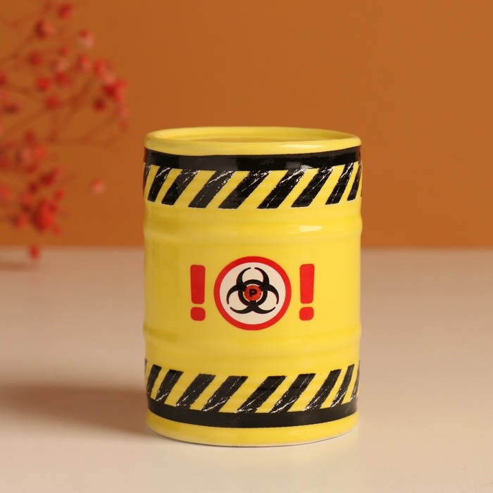 Копилка керамика Копилка керамика "Зона повышенной жадности" жёлтая 6,5х6,5х9 см