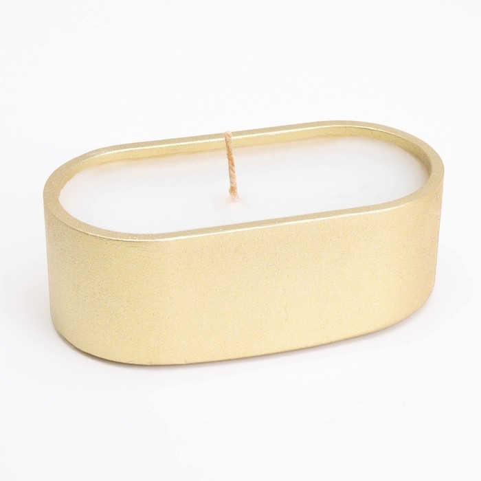 Свеча в овальном подсвечнике из гипса,9,5х4,7х3см,золото Свеча в овальном подсвечнике из гипса,9,5х4,7х3см,золото