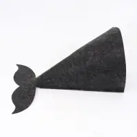 Домик для животных &laquo;Хвост&raquo;, 56&times;30&times;30 см, войлок
