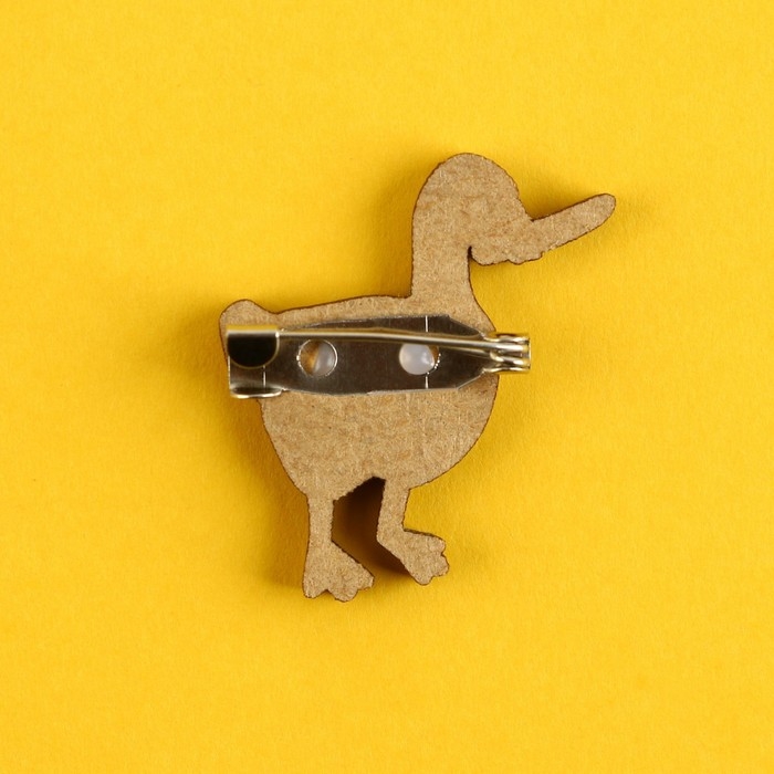 Значок деревянный «Утка с ножом», серия мемы , 2,6 х 3,1 см