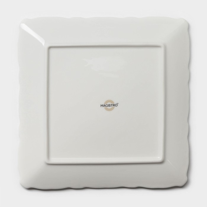 Тарелка фарфоровая пирожковая Magistro Kingdom, 21×2,1 см Тарелка фарфоровая пирожковая Magistro Kingdom, 21×2,1 см