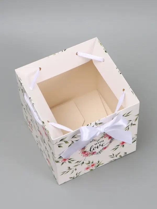 Коробка - переноска подарочная для цветов &laquo;С любовью&raquo;, 19&times;19&times;19 см, с лентами