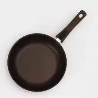 Сковорода KUKMARA, d=26 см, стеклянная крышка, съёмная ручка, антипригарное покрытие, литой алюминий, коричневая