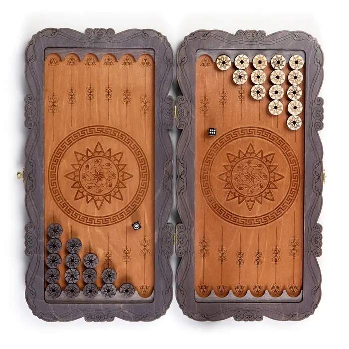 Нарды деревянные резные &laquo;Лев&raquo;, настольная игра, 45&times;45 см