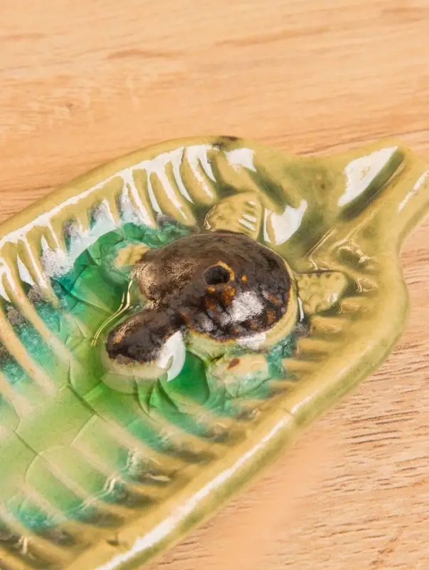 Подставка под благовония  Подставка под благовония "Черепашонок на листе" керамика, цв. МИКС, 15х6х2 см