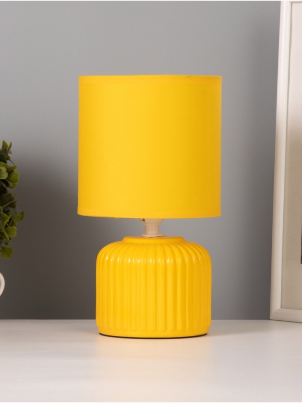 Лампа настольная Лампа настольная "Муза" 40Вт Е14 желтый 13х13х23см