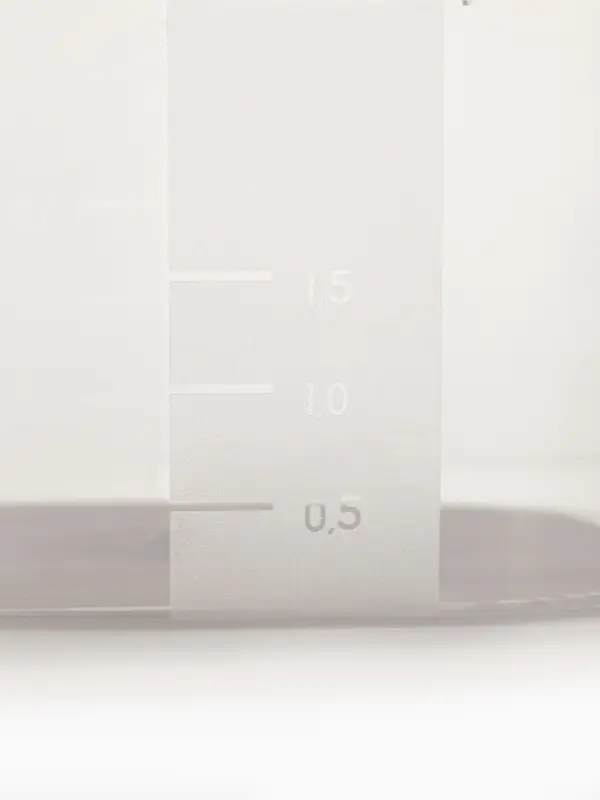 Контейнер для продуктов с мерной шкалой SparkPlast BioFresh, 2.65 л, прозрачный, пластик, крышка МИКС