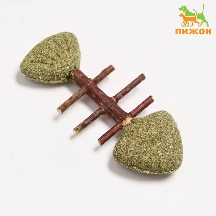 Игрушка для кошек из прессованной кошачьей мяты &laquo;Рыба&raquo;, 8.5 см, скелет из мататаби