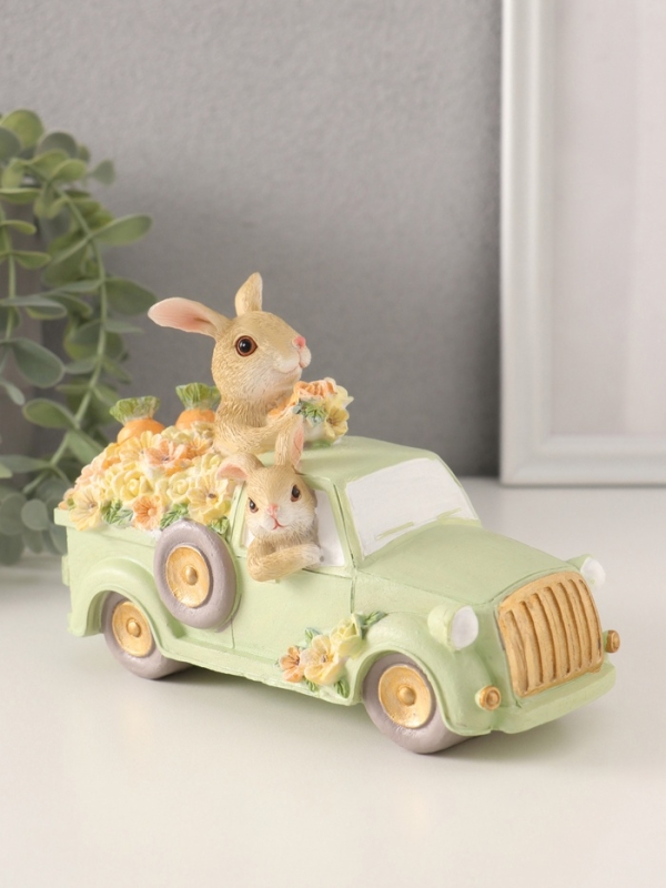 Сувенир полистоун  Сувенир полистоун "Зайчики в грузовике с цветами и морковью в кузове" 16х7,5х11,5 см