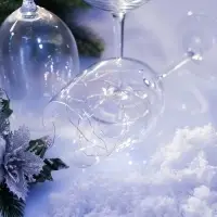 Гирлянда «Нить» 3 м, роса. IP20, серебристая нить. 30 LED, от батареек AG13×3, 3 режима, свечение тёплое белое