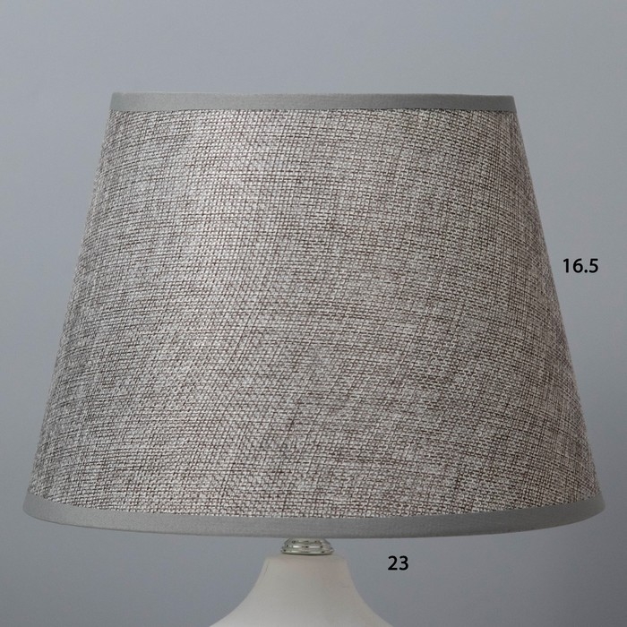 Настольная лампа Латея E14 40Вт бело-серый 20х20х35 см RISALUX Настольная лампа Латея E14 40Вт бело-серый 20х20х35 см RISALUX