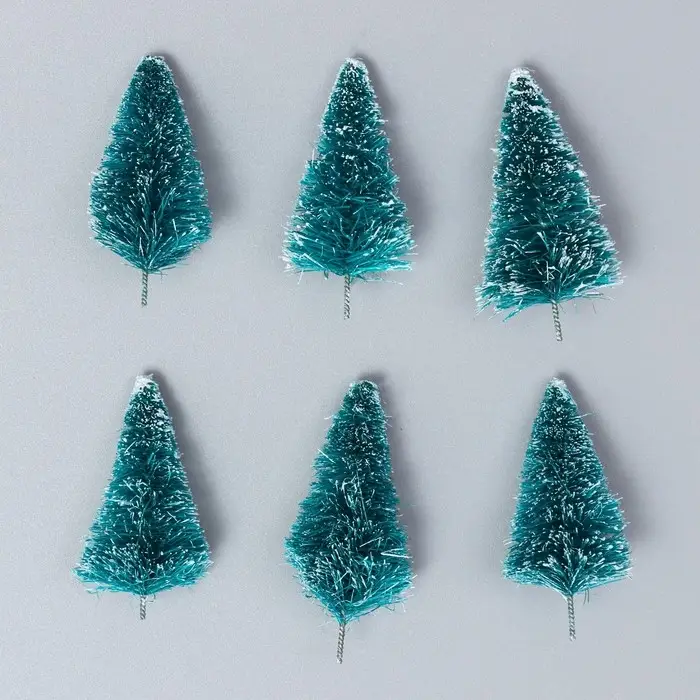 Декор для творчества «Ёлка», в наборе 6 шт., размер 1 шт. — 5,5 × 2,5 × 2,5 см Декор для творчества «Ёлка», в наборе 6 шт., размер 1 шт. — 5,5 × 2,5 × 2,5 см
