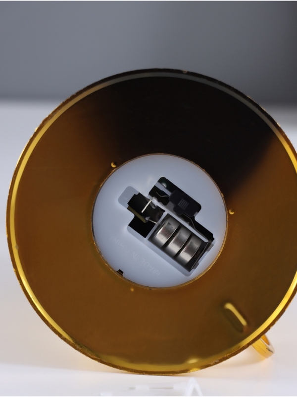 Ночник  Ночник "Лампа" LED 3xLR44 (эф. живого пламени) золото 11х11х22см