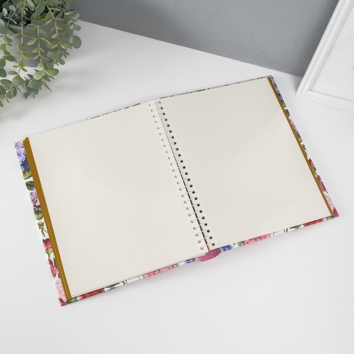 Фотоальбом магнитный 20 листов  Фотоальбом магнитный 20 листов "Волшебные моменты" 24х29 см