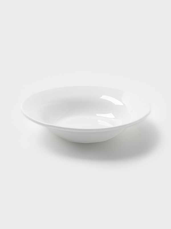Тарелка глубокая Hanna Knövell, d=25.5 см, фарфор, белая