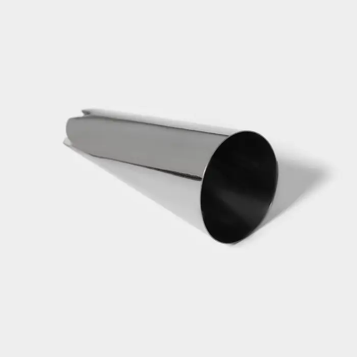 Насадка кондитерская KONFINETTA «Лепесток», d=2.5 см, выход d=1.4 см, нержавеющая сталь Насадка кондитерская KONFINETTA «Лепесток», d=2.5 см, выход d=1.4 см, нержавеющая сталь