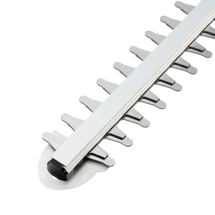 Кусторез аккумуляторный ТУНДРА, 21 В, 3 Ач, Li-ion, длина лезвия 500 мм, ширина 68 мм Кусторез аккумуляторный ТУНДРА, 21 В, 3 Ач, Li-ion, длина лезвия 500 мм, ширина 68 мм