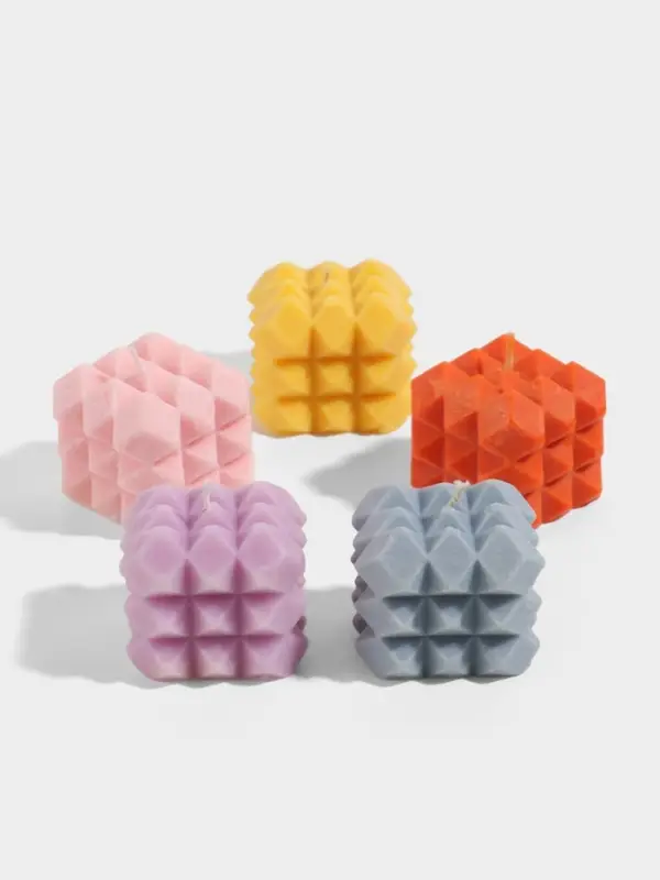 Свеча &laquo;Ромбики&raquo;, 6&times;6&times;6 см, соевый воск, МИКС