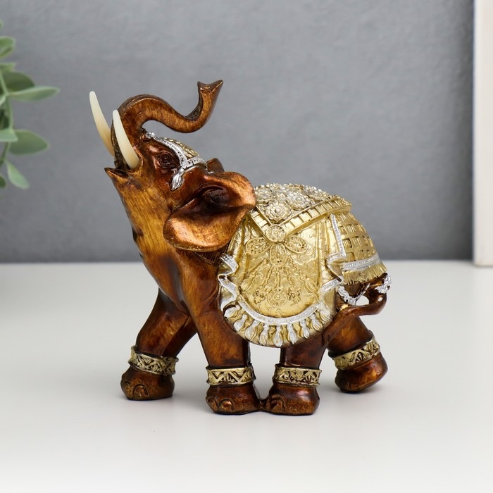 Сувенир полистоун Сувенир полистоун "Карамельный слон в золотой попоне с киточками" МИКС 12,3х6х14 см