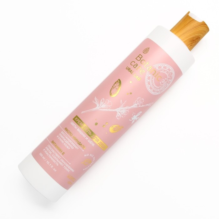 Гель для душа с маслом миндаля и витамином Е, 300 мл, аромат цветов, вишни и шёлка, BOTANIC CARE by URAL LAB Гель для душа с маслом миндаля и витамином Е, 300 мл, аромат цветов, вишни и шёлка, BOTANIC CARE by URAL LAB