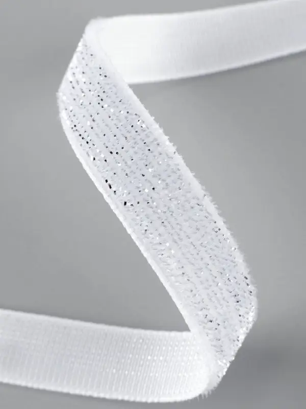 Лента бархатная, с серебряным люрексом, 10 мм, 18&plusmn;1 м, белая №01