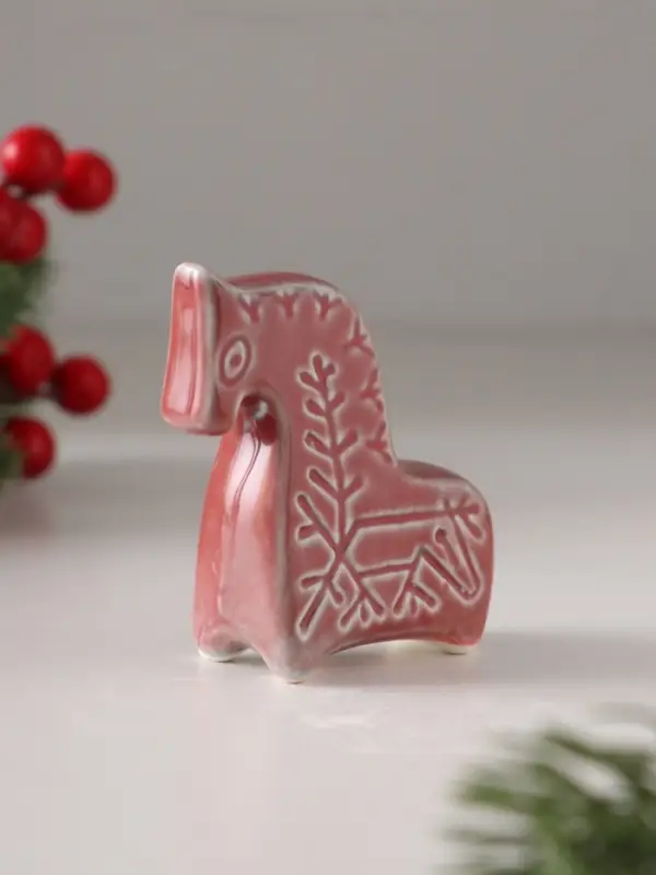 Фигурка фарфор «Конь Олень - славянский символ», эффектарная глазурь, 7 см Фигурка фарфор «Конь Олень - славянский символ», эффектарная глазурь, 7 см