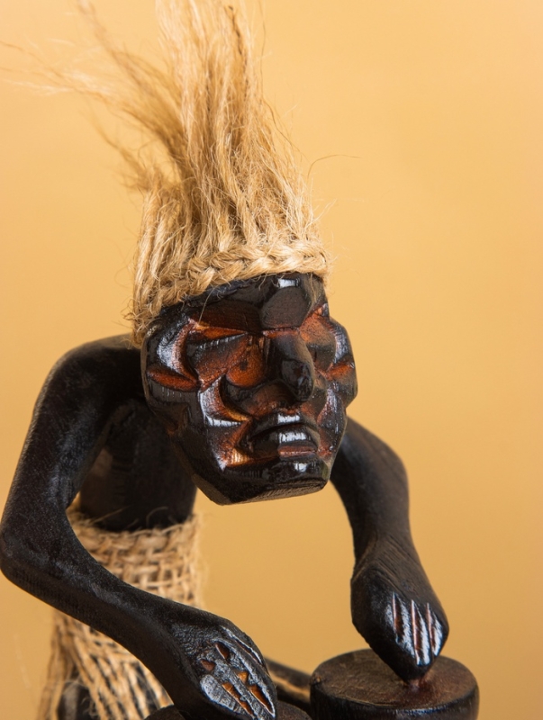 Сувенир «Абориген барабанщик», 7×7×15 см, дерево Сувенир «Абориген барабанщик», 7×7×15 см, дерево