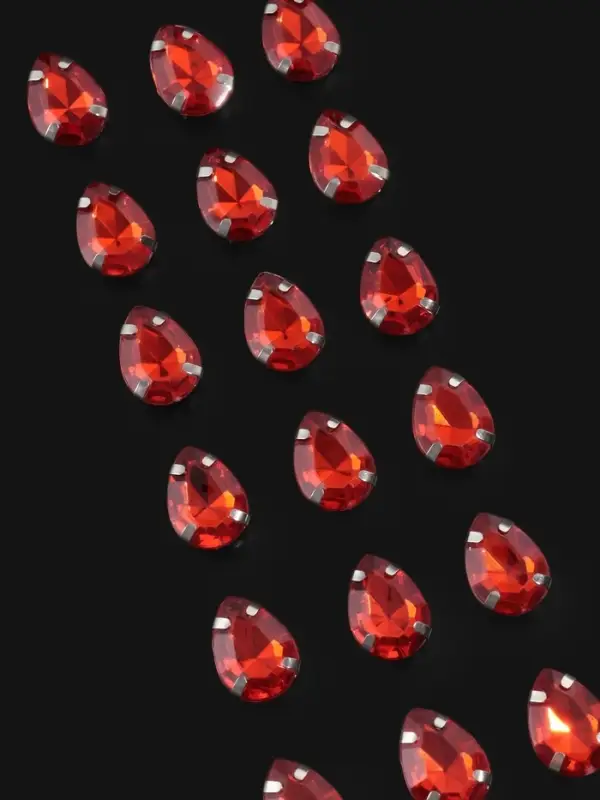 Стразы пришивные &laquo;Капля&raquo;, в оправе, 10&times;14 мм, 20 шт., красные