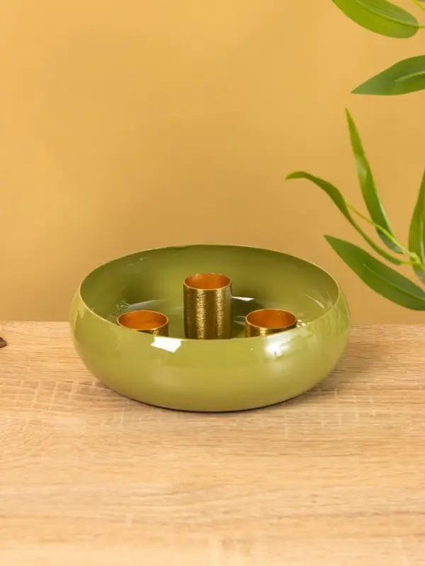 Подсвечник на 3 свечи на магнитах «Авокадо», 13×13×4 см Подсвечник на 3 свечи на магнитах «Авокадо», 13×13×4 см