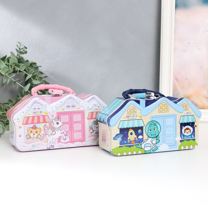 Копилка металл с замочком Копилка металл с замочком "Домик с жителями" МИКС 19х6,5х9,5 см