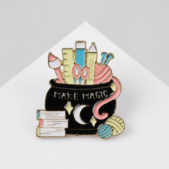 Значок «Рукоделие», цветной в золоте Значок «Рукоделие», цветной в золоте