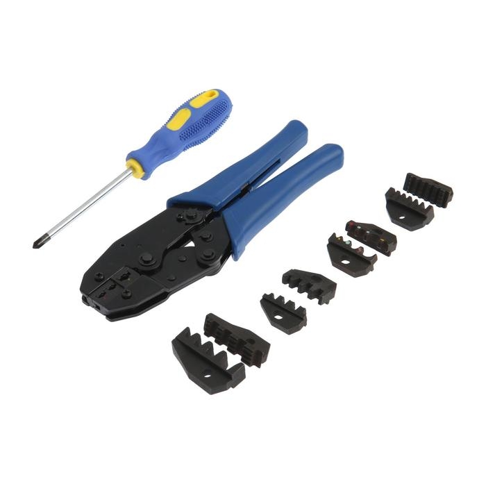 Пресс-клещи в сумке ТУНДРА, 5 матриц + отвертка, для опрессовки наконечников проводов Пресс-клещи в сумке ТУНДРА, 5 матриц + отвертка, для опрессовки наконечников проводов