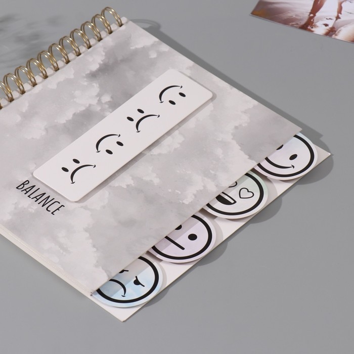 Фотоальбом на спирали 20 листов  Фотоальбом на спирали 20 листов "Облака" объёмный элемент + 4 вкладки 24х24 см