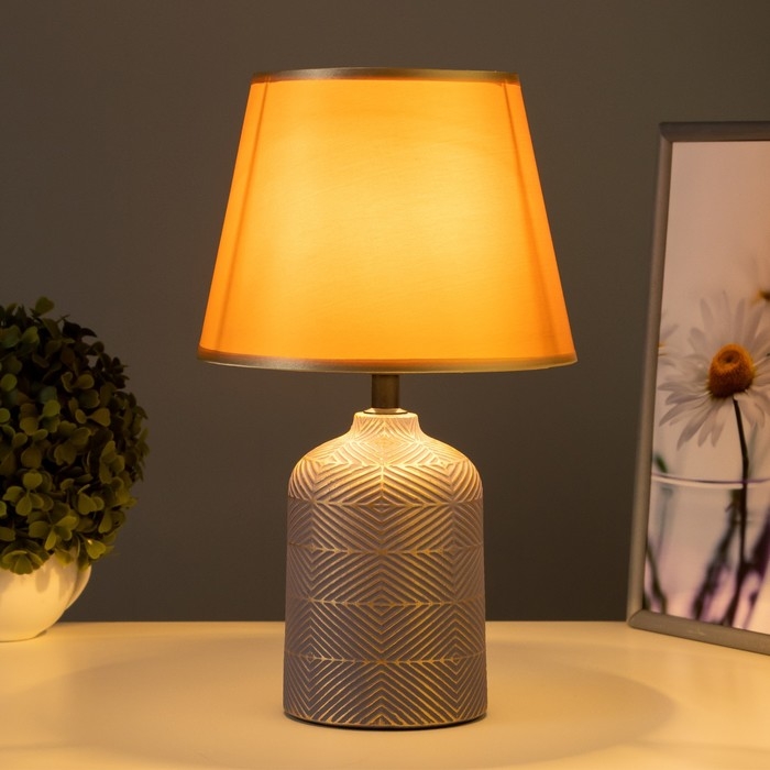 Настольная лампа Настольная лампа "Гелия" Е27 40Вт баклажановый-золотой 20х20х32 см