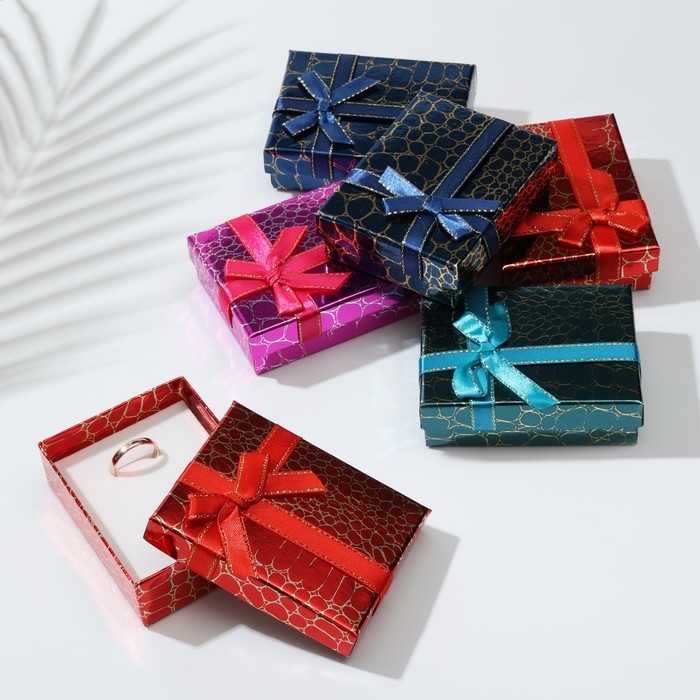 Коробочка подарочная под серьги/кулон/кольцо «Рептилия», 7×9 (размер полезной части 6,2×8,4 см), цвет МИКС Коробочка подарочная под серьги/кулон/кольцо «Рептилия», 7×9 (размер полезной части 6,2×8,4 см), цвет МИКС