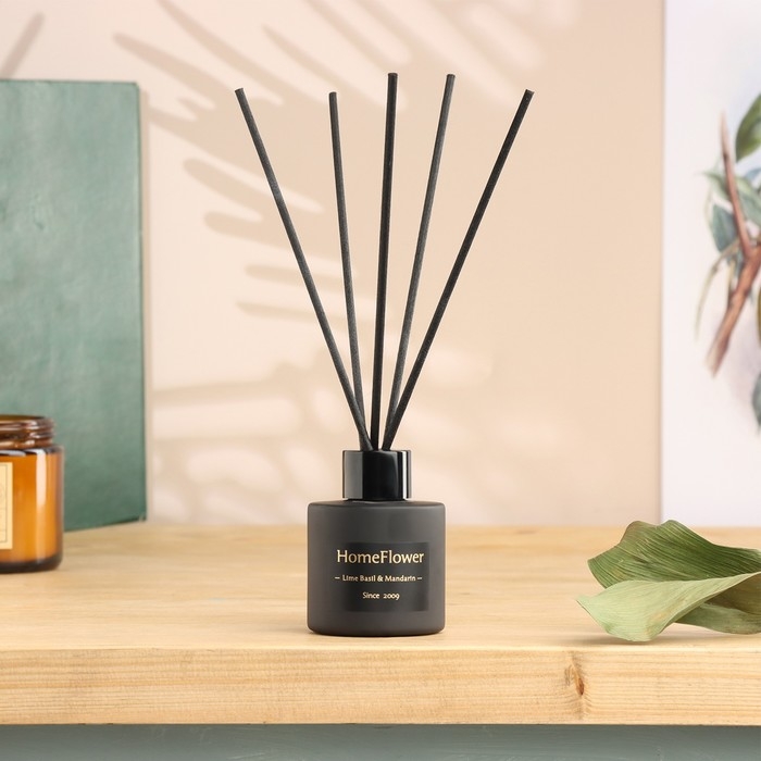 Набор свечей с диффузором Набор свечей с диффузором "Home Flower", хилтон, (2 свечи по 50 гр+ 1 диффузор 50 мл)